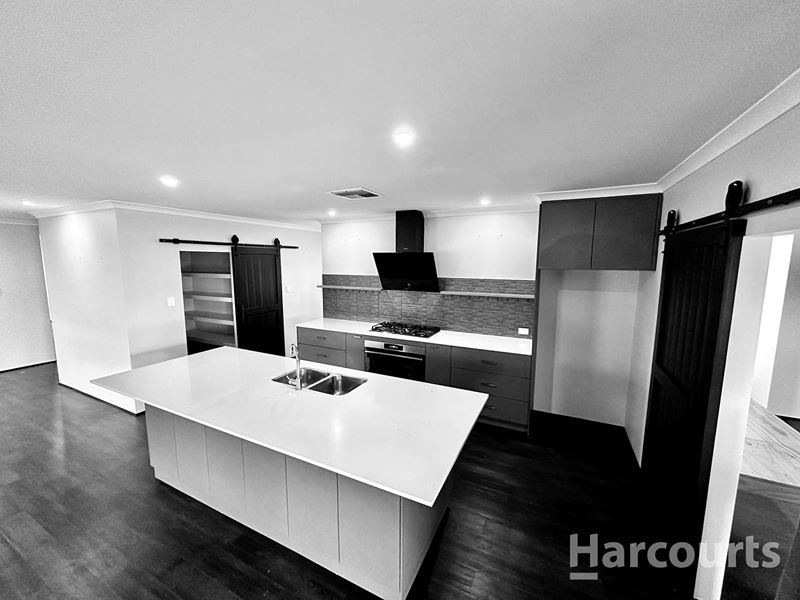 7 Goldfinch Drive, Erskine