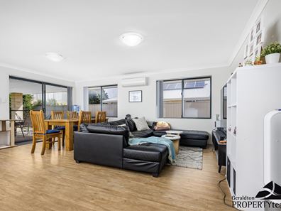 22 Manxman Gardens, Wandina WA 6530