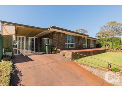 8 Hunt Place, Parmelia WA 6167