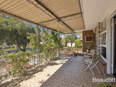 15 Culworth Road, Bassendean WA 6054