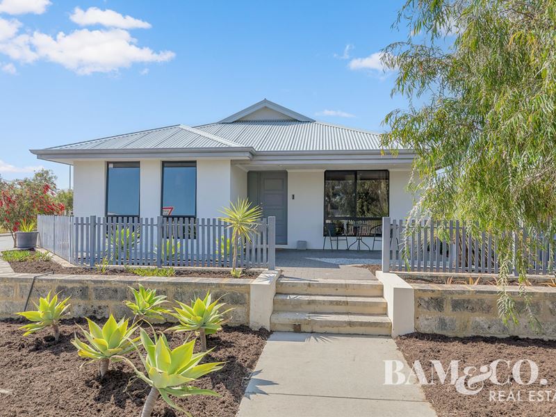 22 Villena  Parade, Alkimos WA 6038