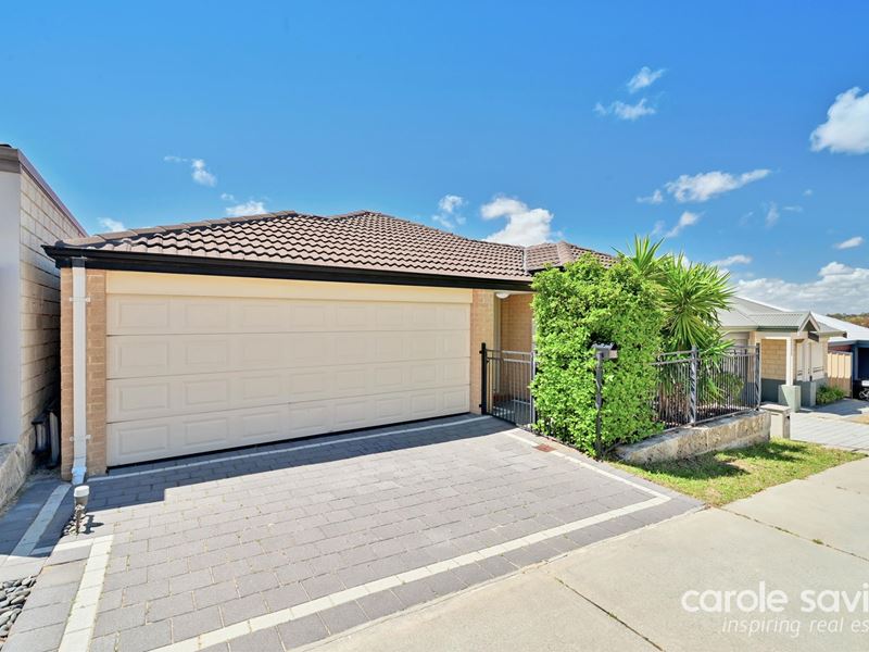 15 Hollywood Heights, Clarkson WA 6030