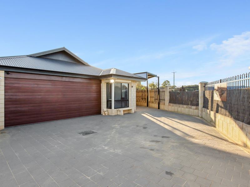 32 Sturrock Close, Hilbert