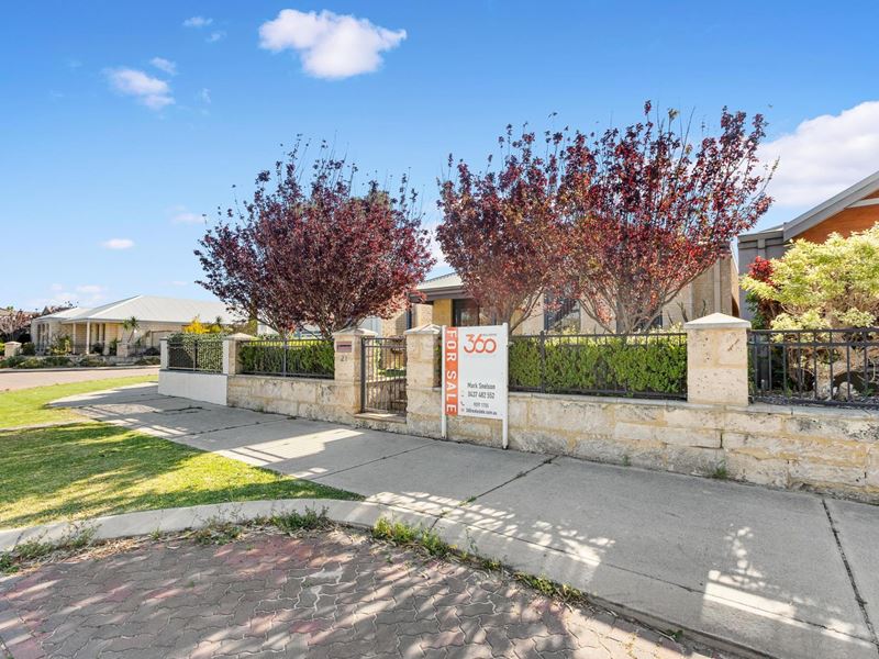 22 Cardowan Drive, Ellenbrook