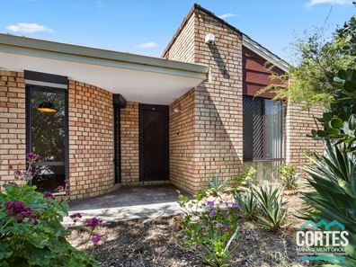 30 Miranda Way, Gosnells WA 6110