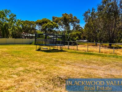 7 Nix Street, Boyup Brook WA 6244