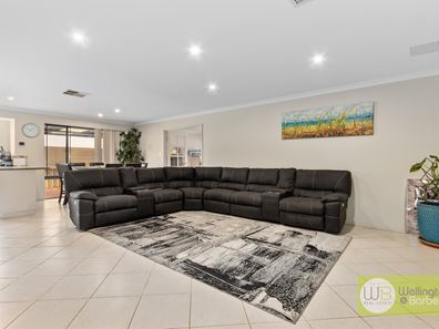 164 Amherst Rd, Canning Vale WA 6155