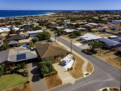 2 Maidstone Street, Mount Tarcoola WA 6530