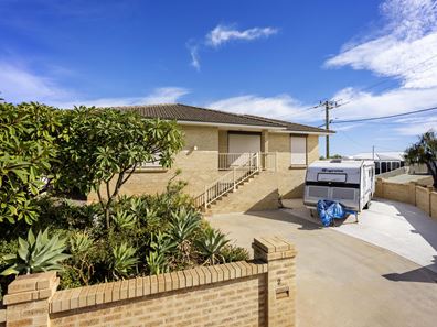 2 Maidstone Street, Mount Tarcoola WA 6530