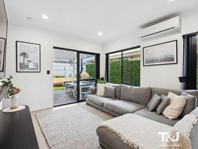 169A Grand Promenade, Doubleview WA 6018