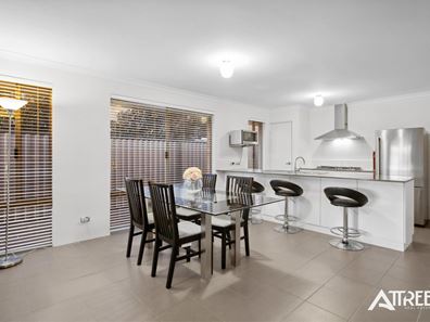 20 St Tropez Gardens, Piara Waters WA 6112