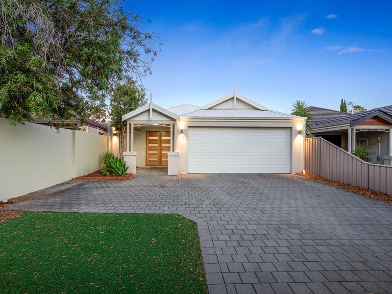 198 Riseley Street, Booragoon WA 6154