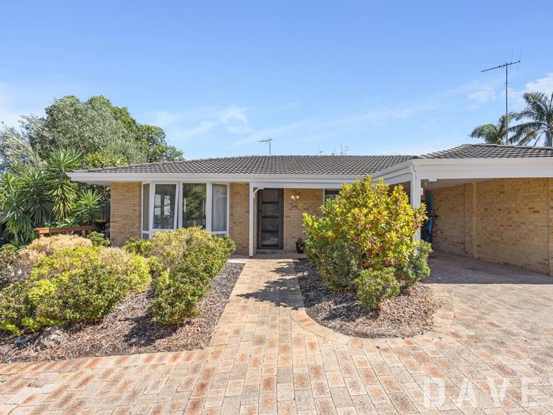 2/39 Corbett Street, Scarborough