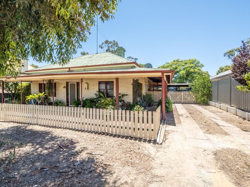 31 Charles Street, Northam