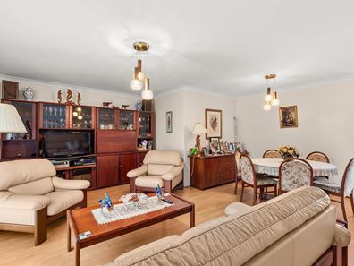 19 The Return, Woodvale WA 6026