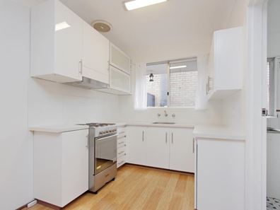 2/98 Tyler Street, Tuart Hill WA 6060
