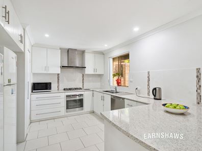 31 Swan Road, Mahogany Creek WA 6072