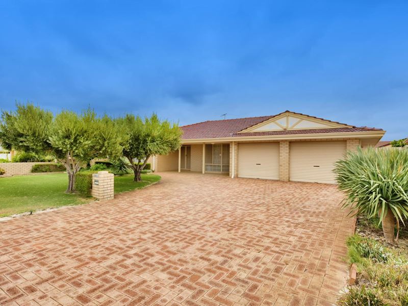 25 Coralberry Crescent, Dianella