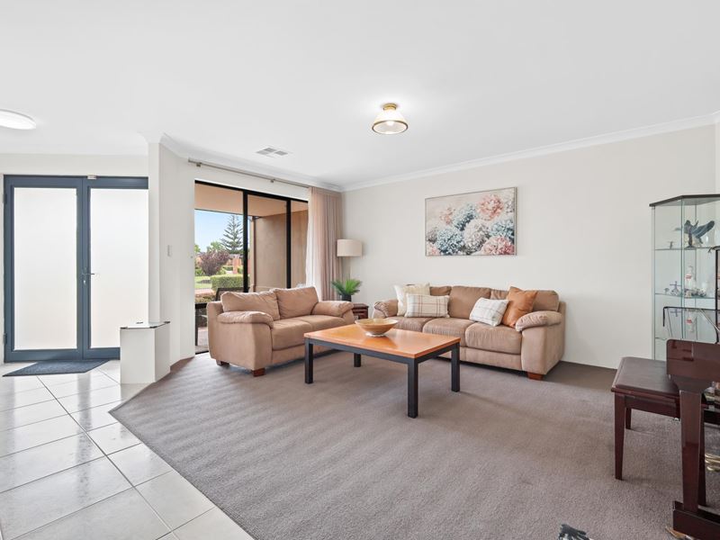 29 Glentrool Gardens, Canning Vale WA 6155
