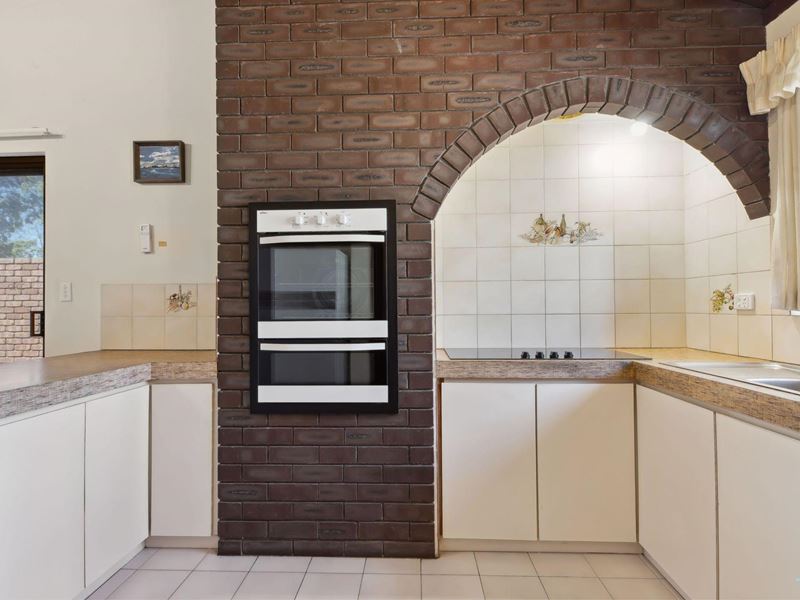 1/141 Riseley Street, Booragoon WA 6154