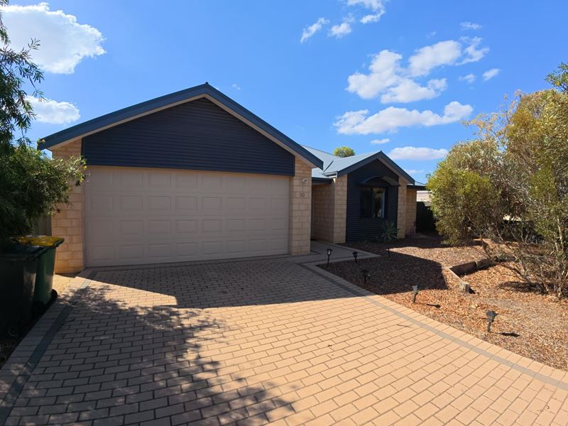 10 O'Loghlen Street, Dowerin WA 6461