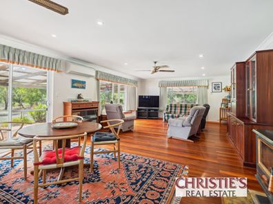 1505 Sexton Street, Sawyers Valley WA 6074