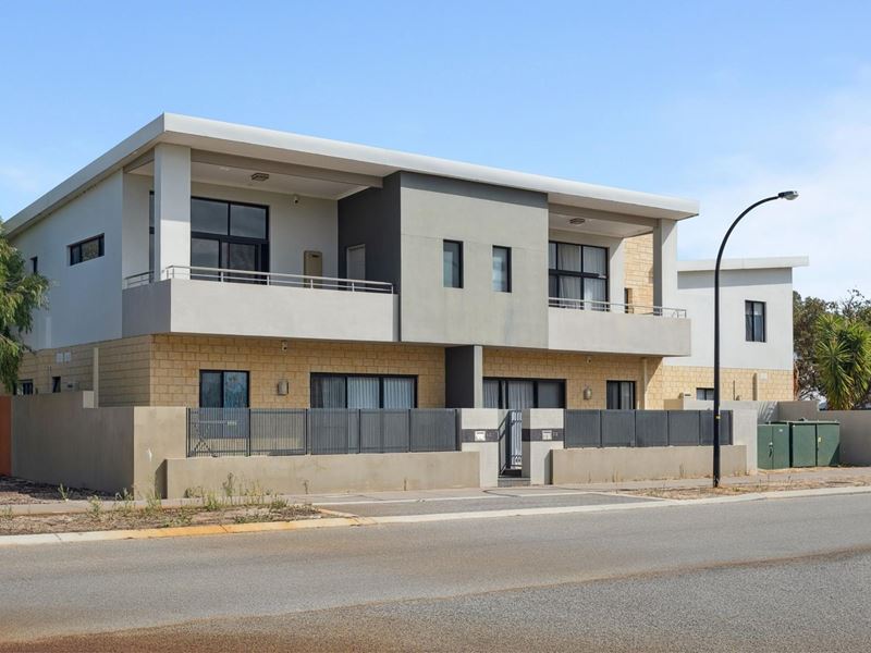 5/2 Maffina Parade, Ellenbrook WA 6069