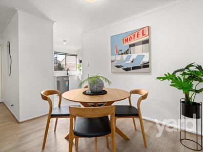 4/161 Stock Road, Attadale WA 6156