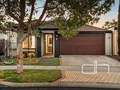 8 Helmingham Road, Landsdale WA 6065