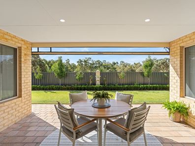 9 Convallis Vista, The Vines WA 6069