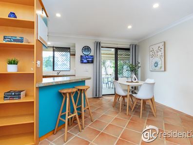 16 Dulverson Place, South Lake WA 6164