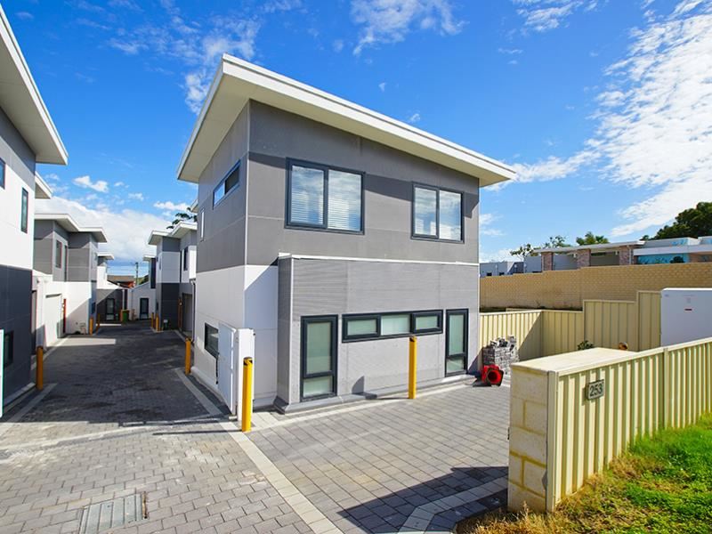 6/253 Rockingam Road, Spearwood WA 6163