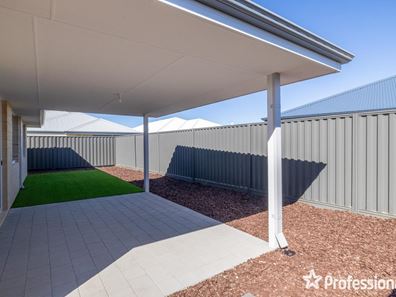 19 Munglinup Road, Hilbert WA 6112