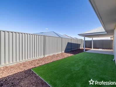 19 Munglinup Road, Hilbert WA 6112