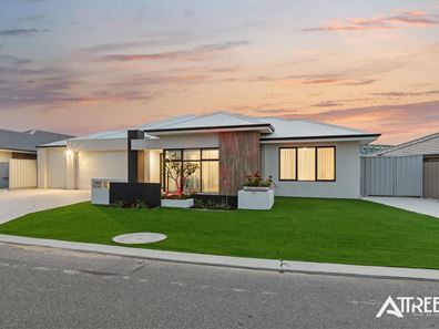 7 St Pierre Turn, Piara Waters WA 6112