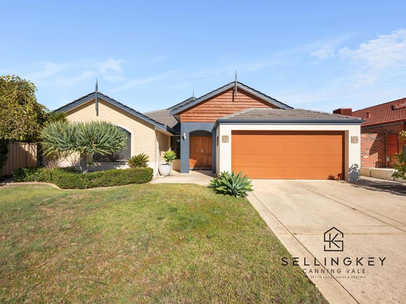 14 CANNICH BOULEVARD, Canning Vale