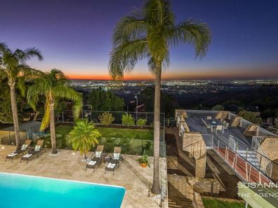 69 Basildon Road, Lesmurdie WA 6076