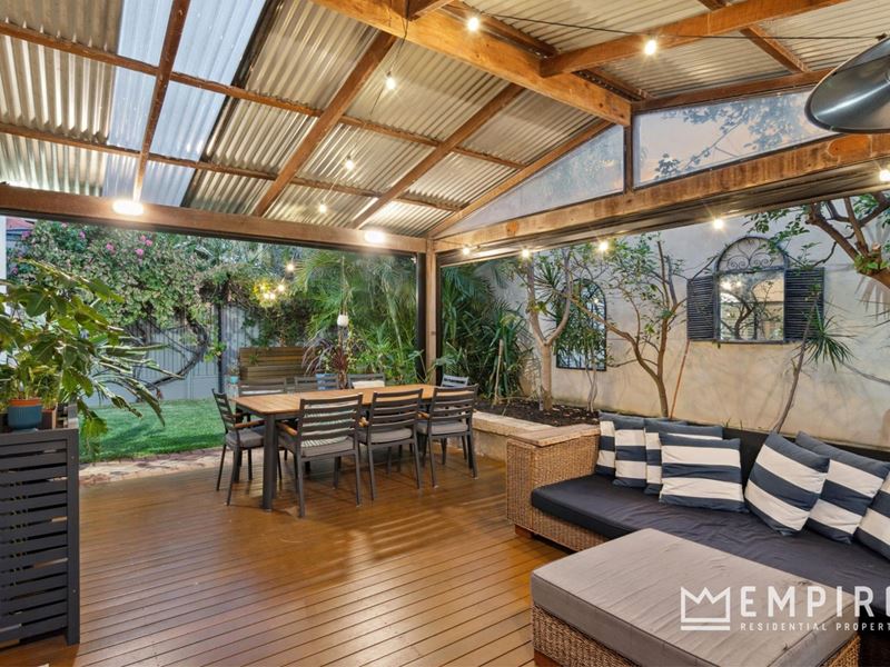 5/3 Kitchener Road, Melville WA 6156