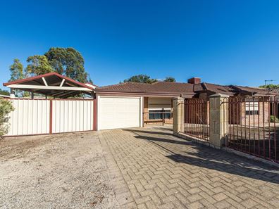 162 Willmott Drive, Waikiki WA 6169