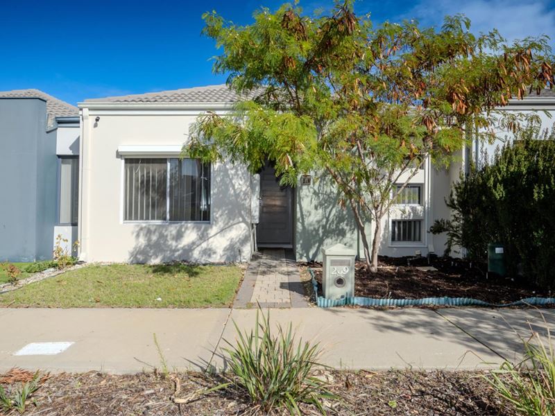 209 Camborne Parkway, Butler