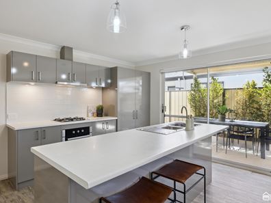 29B Kalanchoe Approach, Seville Grove WA 6112