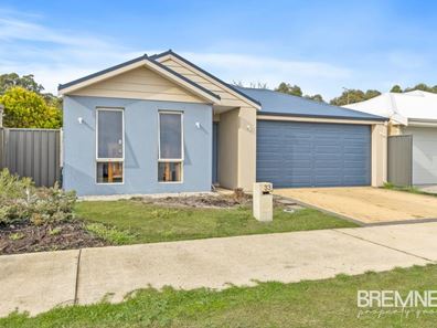 33 Gooljak Rise, Lakelands WA 6180