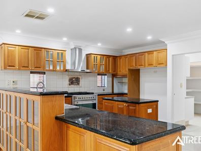 89 Bennett Drive, Canning Vale WA 6155