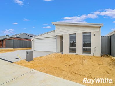 343 Lake Valley Drive, Lakelands WA 6180