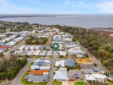8 Dotterel Drive, Dudley Park WA 6210
