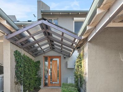 3/3 Rockett Lane, Cottesloe WA 6011