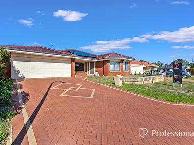 4 Sheriff Circuit, Wattle Grove WA 6107