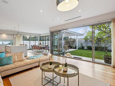 10 Harvey Street, Mosman Park WA 6012