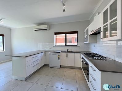 12 Owen Road, Safety Bay WA 6169