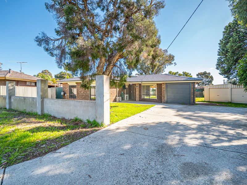4 Fir Court, Camillo WA 6111
